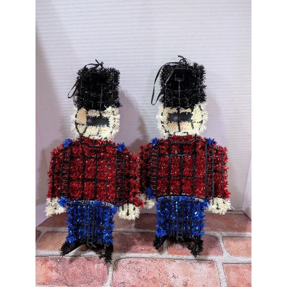 2 Holiday Home Decor Tinsel Garland Wall Nutcracker Toy Soldier 14" Tall X 7" - Picture 5 of 5